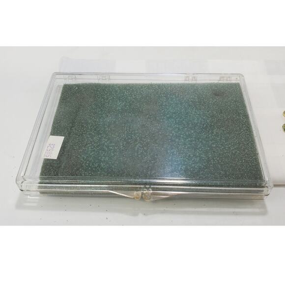 VTG Disney 1984 Summer Olympic Games, LA Collectors 13 Piece Pin Set in Case - Picture 6 of 6